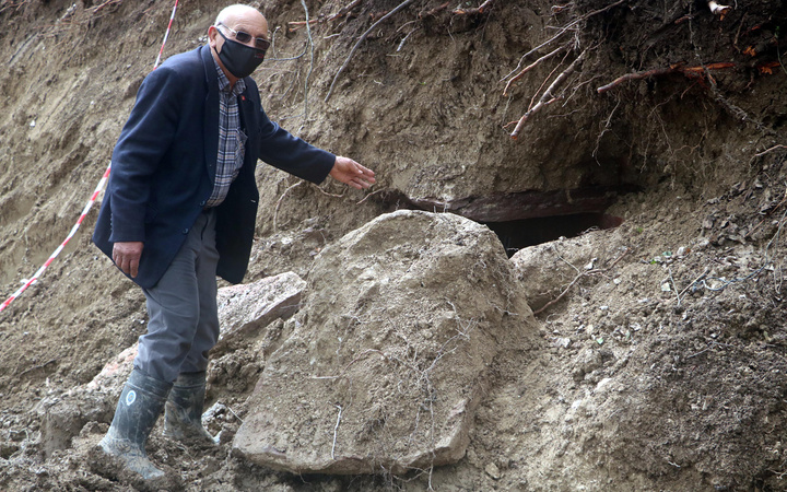 Zonguldak'da temizlik sırasında bulundu gören şaştı kaldı: 30 yıldır ilk defa böyle bir şey oldu