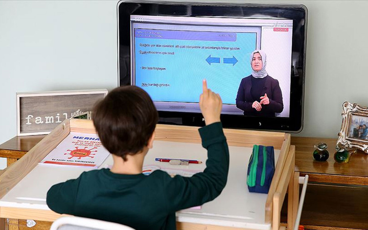 Vakalar fırladı 10 ilde yüz yüze eğitime ara verildi! İstanbul'un akıbeti ne oldu?