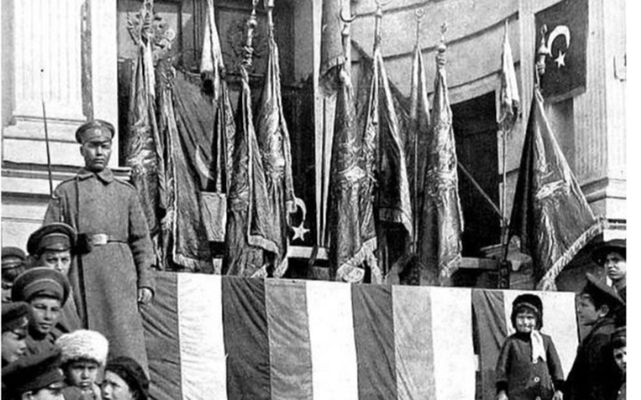 Erzurum'da Rusların ülkelerine götürdüğü alay sancakları için harekete geçildi