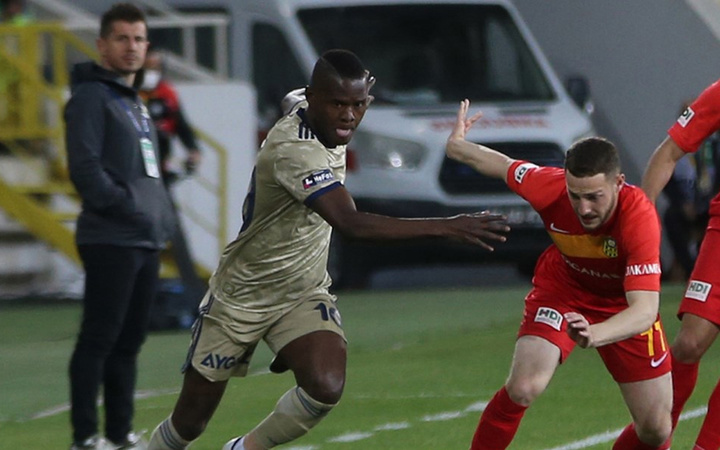 Yeni Malatyaspor- Fenerbahçe maçına olay yorumlar: Bundan sonrası artık tiyatro