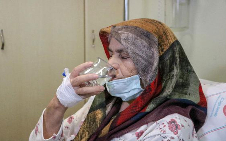 100 binde 1 kişide görülüyor! Akalazya hastalığından kurtuldu 2 yıl sonra kana kana su içti