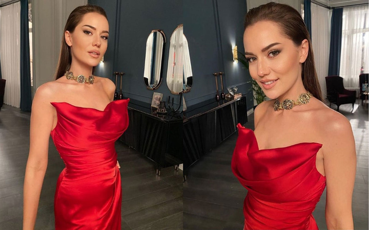 Fahriye Evcen bornozlu haliyle bayram kutlaması yaptı görenler yorum yağdırdı
