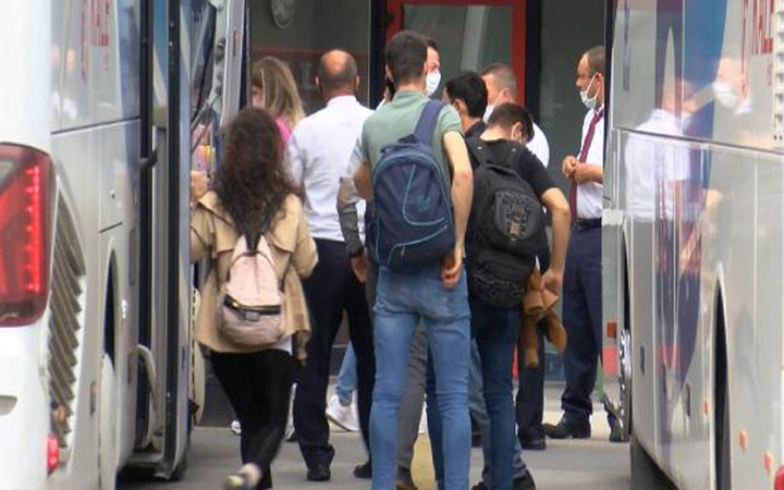 Tam kapanmanın bitmesine saatler kala otogarda yoğunluk başladı! Biletler tükendi