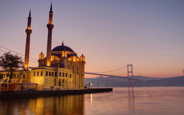 Görmeden geçmeyin İstanbul'un en güzel boğaz semtleri!