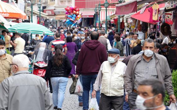 17 günlük kısıtlama bitti herkes kendini sokağa attı! Tüm Türkiye'de aynı görüntü var