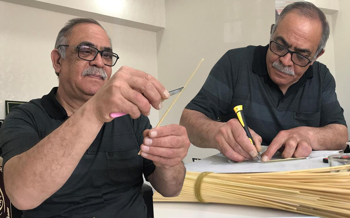 Elazığ'da görenler afalladı! Tarladan toplayıp 10 günde neşterle yapıyor