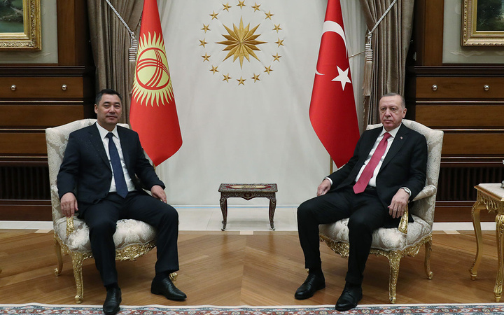 Kırgızistan Cumhurbaşkanı Sadır Caparov Ankara'da! Erdoğan törenle karşıladı