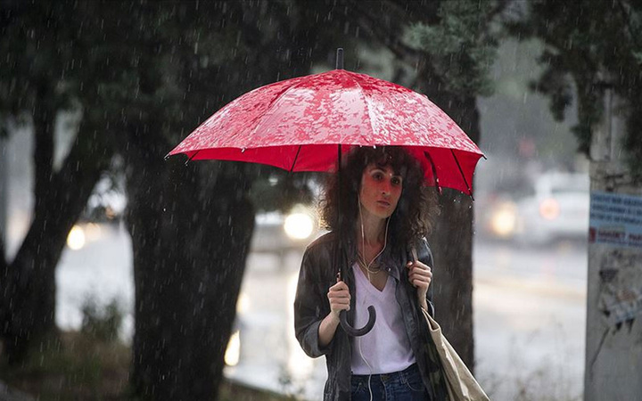 Çok fena geliyor Meteoroloji saat verdi! Bu illerdekiler dikkat!