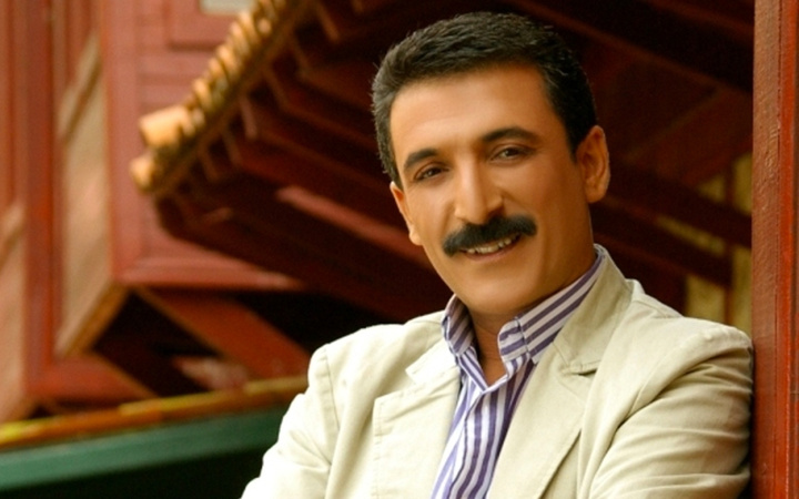 Adıyaman'da türkücü Latif Doğan'ın düğün salonu yandı