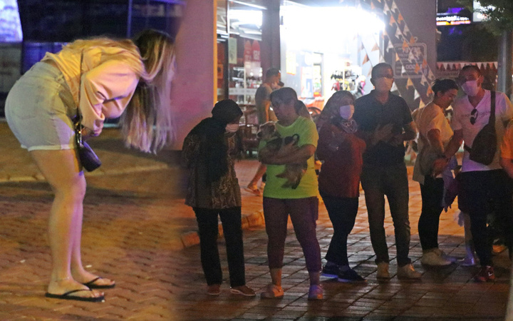Antalya'da pes dedirten görüntü! Eğilerek baktı: Görebilmek için meraklılar adeta yarıştı