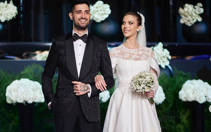 İbrahim Tatlıses'ten Yasemin Şefkatli'ye altın kemer! Derya Tuna'dan 'gelinlik' isyanı