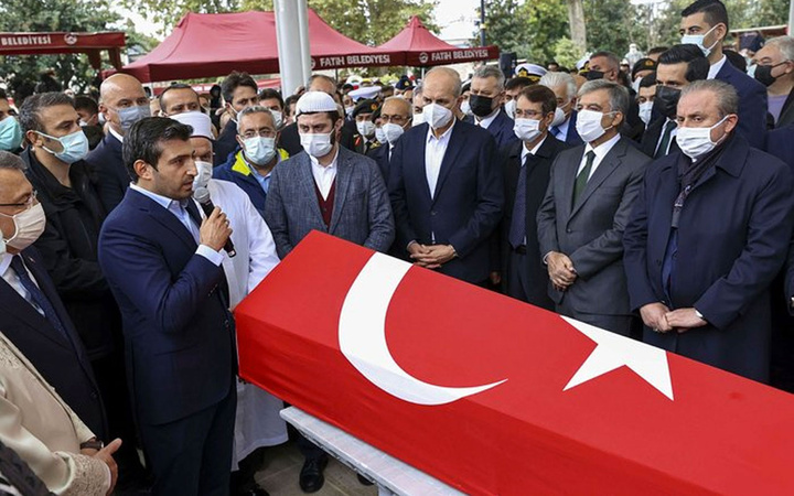 Özdemir Bayraktar son yolculuğuna uğurlandı cenazede Selçuk Bayraktar'dan duygusal konuşma