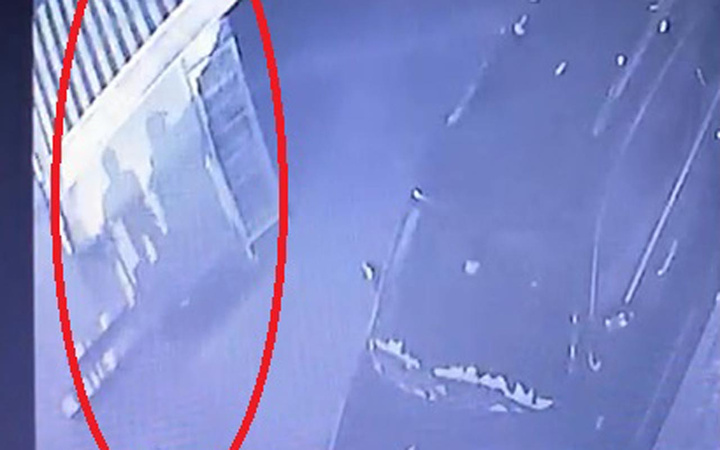 Ankara'daki cinayette kamera görüntülerini inceleyen polis zanlıları gölgelerinden yakaladı
