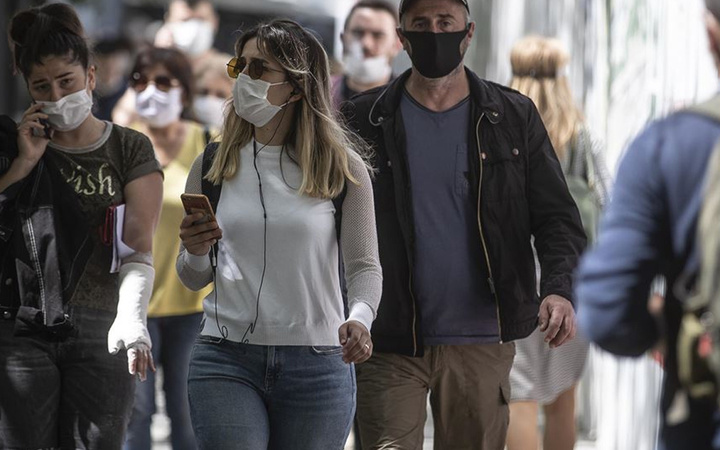 TEİS'ten maske uyarısı! Süslü, pullu maskelere dikkat bu işaret olmalı