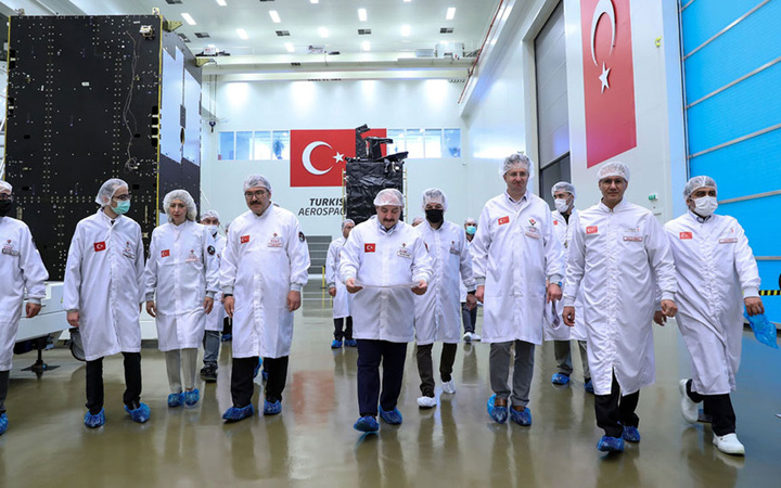 Türk mühendisleri ve teknisyenleri TURKSAT 6A'ya damga vurdu