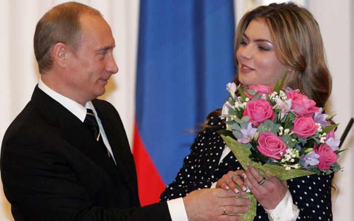 Rusya lideri Putin'in gizli aşkı Alina Kabaeva'ya AB'den yaptırım! ABD çekiniyor