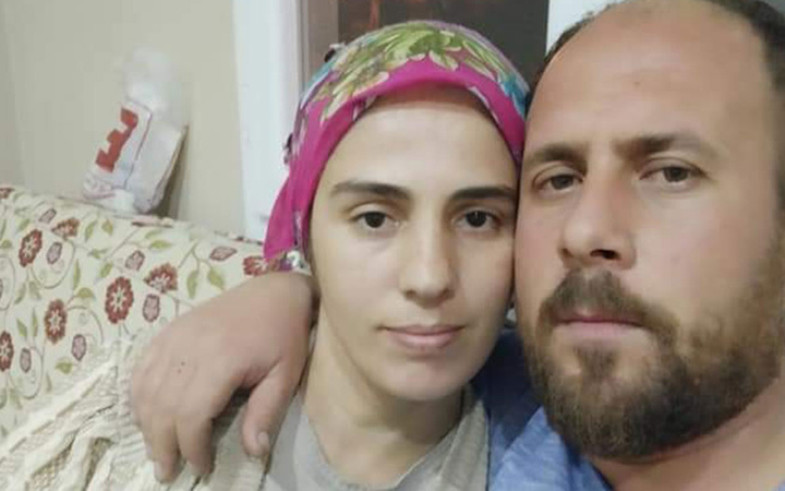 Adana'da karısıyla ilişkisi var diye bir kişi rehin aldı, araya giren kişiyi öldürdü