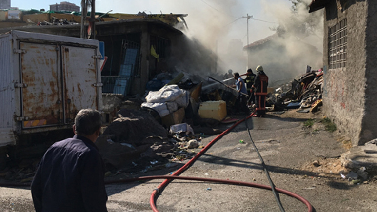 Ankara'da hareketli dakikalar! Yıkım ekibine ateş açıldı