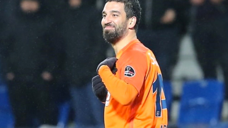 Arda Turan'a bir şok da eski şoföründen