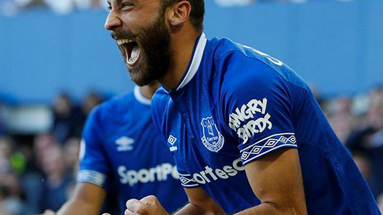 Cenk Tosun'dan olay sözler: Resmi teklif yapılırsa...