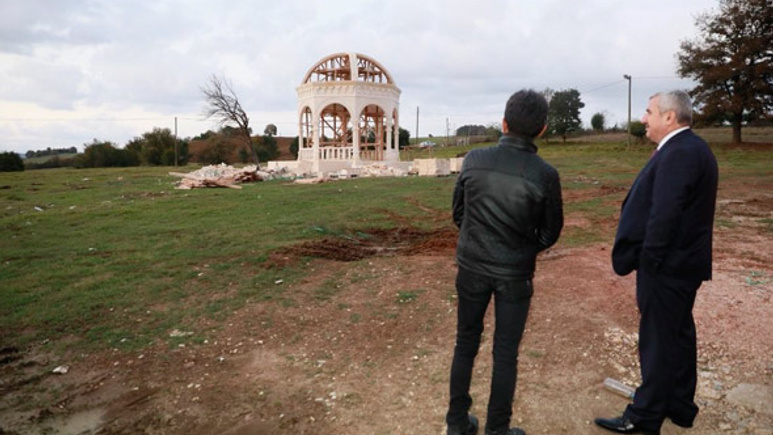 Kocaeli Körfez Belediyesi Kurt Baba Türbesi için yenileme çalışması başlattı