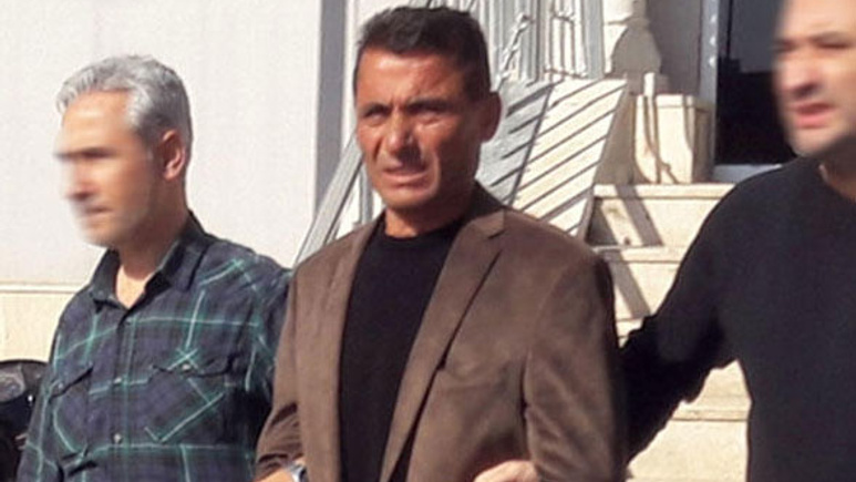 Yaşlı kadınları bakın nasıl kandırmış