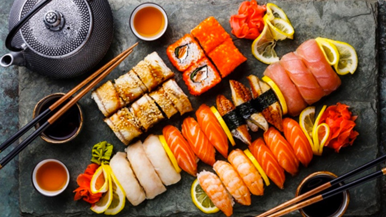 Evde sushi nasıl yapılır işte malzemeler listesi