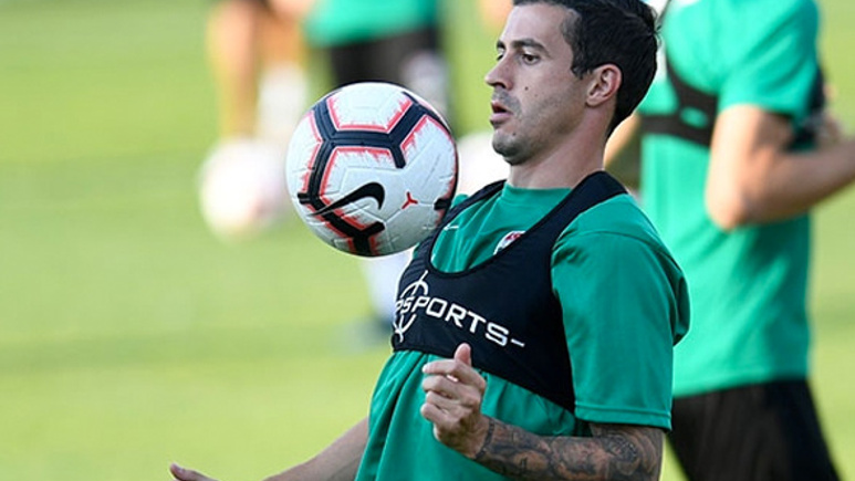 Bursaspor'da Stancu ayrılmak istiyor