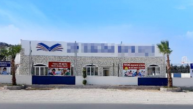 Maaş alamayan öğretmenler derse girmedi