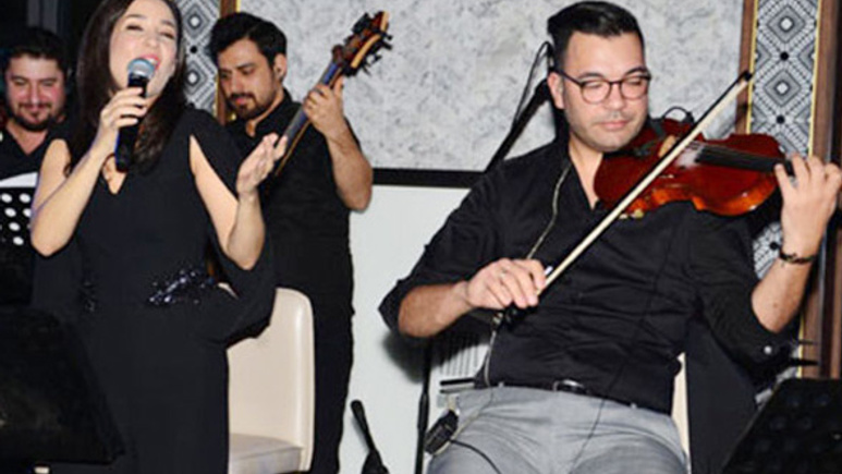 İpek Açar Alper Kömürcü'den ayrıldı