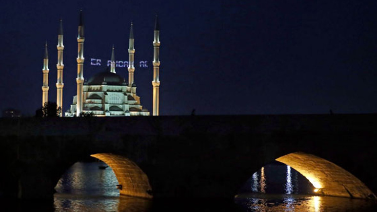 Cuma günü oruç tutulur mu kandilde oruçlu olmak