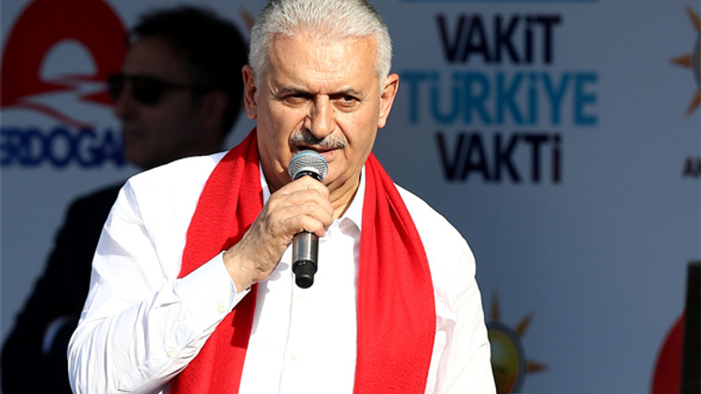 Binali Yıldırım: Teröristlerin peşindeyiz