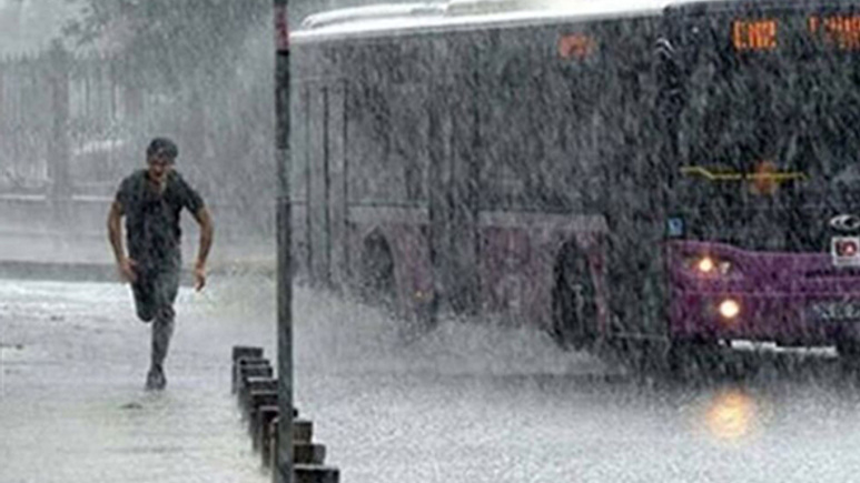 AKOM’dan kafa karıştıran İstanbul uyarısı! Dolu yağacak mı?