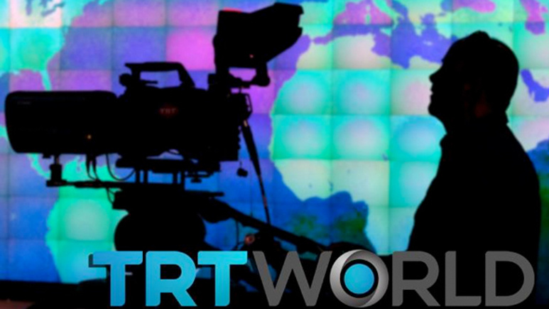 TRT World 15 Temmuz kitabını 5 dilde yayınladı