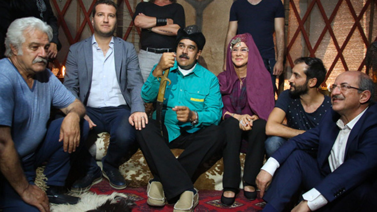 Maduro'dan Diriliş Ertuğrul dizi setine sürpriz ziyaret