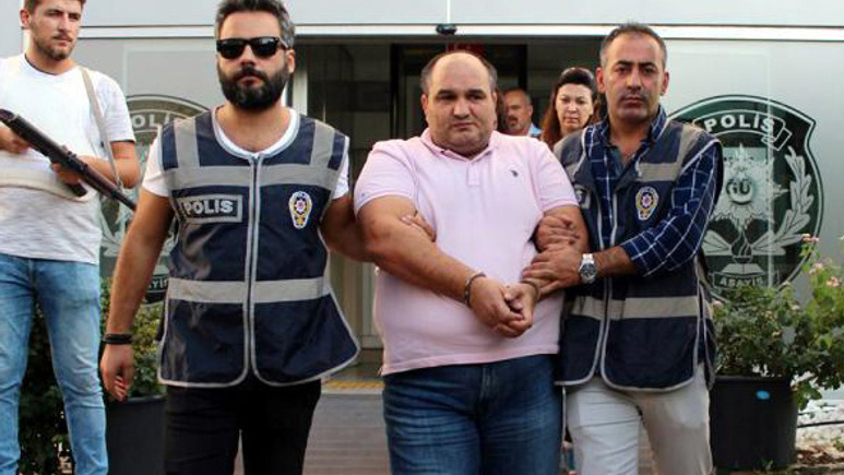 Her satırı bomba ihanet davası! Çıplak fotoğraflar yasak aşkı ifşa etti
