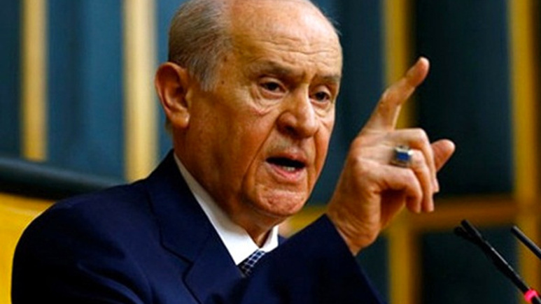 Bahçeli: Papaz bahanesiyle terör estiriliyor
