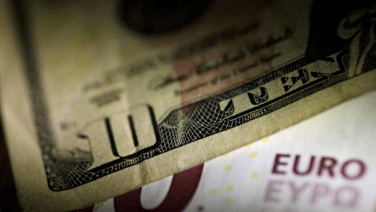 Dolar aniden fırladı saat 14.30'da 7 lirayı gördü euro 8 liranın eşiğinde sebebi de..