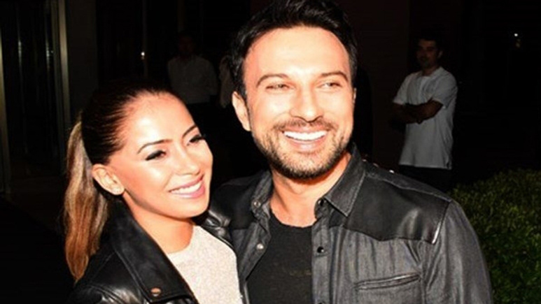 Tarkan ve eşi internetten dadı arıyor