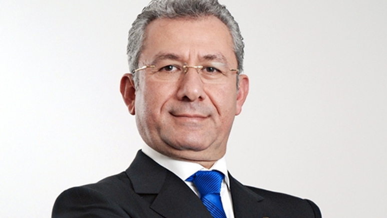 Fuat Tosyalı aslen nereli kimdir Fuat Tosyalı eşi bakın kim?