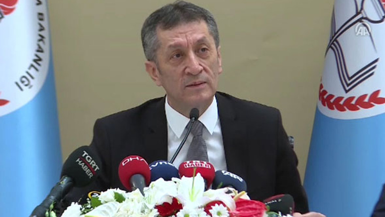 Müdürlerden bunu istedi: Öğretmenler odasına gidip...