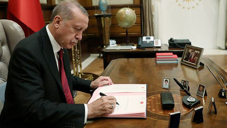Cumhurbaşkanı kararları Resmi Gazete'de! 15 üniversiteye rektör atandı