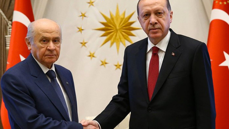 MHP'den 30 büyükşehirde 'ittifak' sinyali