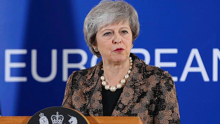 Theresa May'den 'bir kez daha düşünün' çağrısı
