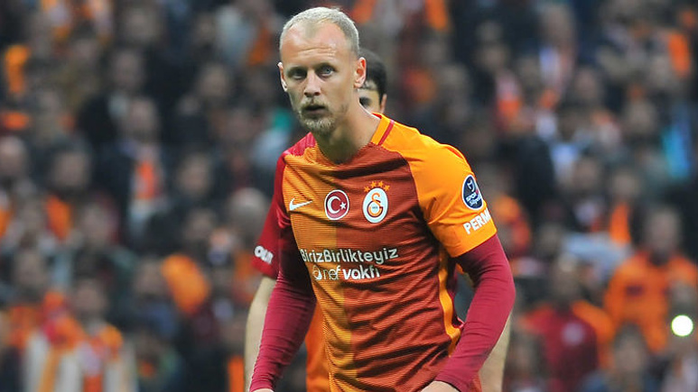 Semih Kaya yeniden G.Saray forması giyecek
