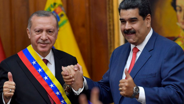 Erdoğan'dan Maduro'ya: Dik dur yanındayız