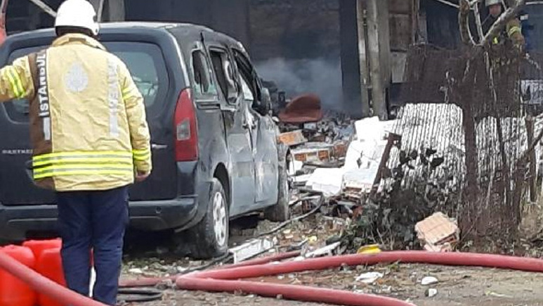 Büyükçekmece'de apartmanda patlama: 3 yaralı
