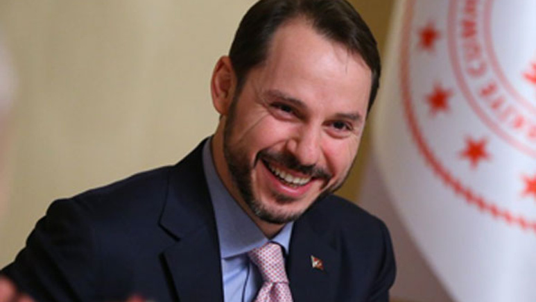 Bakan Berat Albayrak'tan 'indirim yapmış gibi yapanlara
