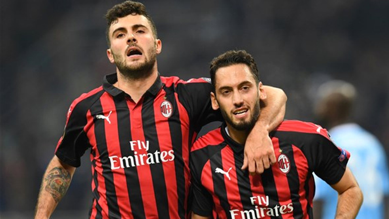 Hakan Çalhanoğlu'ndan Beşiktaş açıklaması