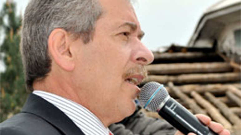AK Parti Abdüllatif Şener'i üzdü